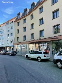 Praha, Praha 6, Suchdol, Suchdolské náměstí, 9