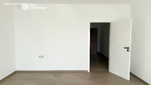 Prodej bytu 1+kk 33 m² Faměrovo náměstí, Brno - Černovice