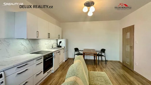 Pronájem bytu 3+kk 83 m² V Zahradách, Dobšice