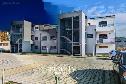 Pronájem bytu 4+kk 103 m² Hrušňová, Znojmo - Přímětice