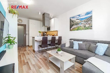 Prodej bytu 3+kk 59 m² Oty Bubeníčka, Praha - Uhříněves
