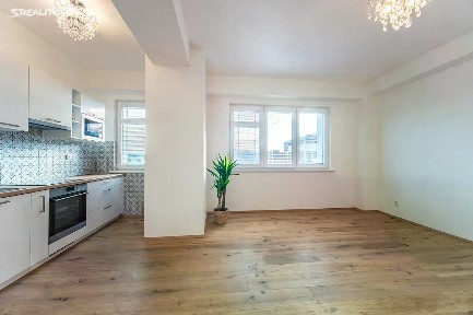 Prodej bytu 2+kk 53 m² Vladivostocká, Praha - Vršovice