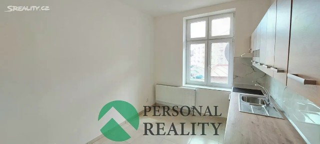 Pronájem bytu 2+1 33 m² S. K. Neumanna, Hradec Králové - Pražské Předměstí