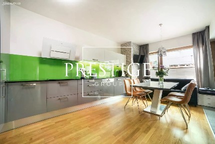 Prodej bytu 3+1 103 m² Za Karlínským přístavem, Praha - Karlín