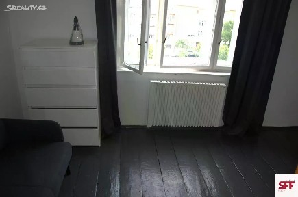 Pronájem bytu 1+kk 26 m² Za Pohořelcem, Praha - Střešovice