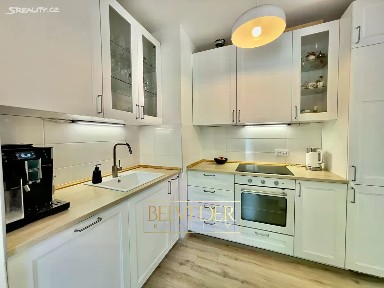 Prodej bytu 3+kk 72 m² Jakoubkova, Teplice