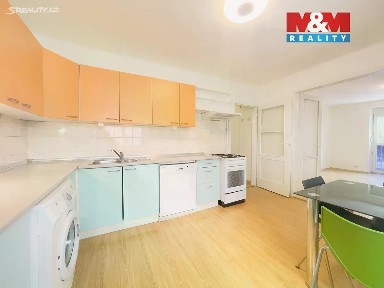 Pronájem bytu 2+1 54 m² Štefánikova, Zlín