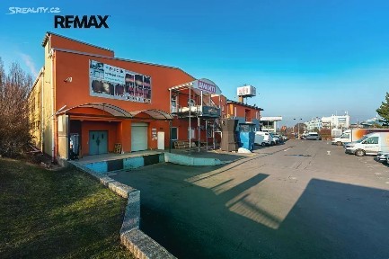 Pronájem obchodního prostoru 1088 m²