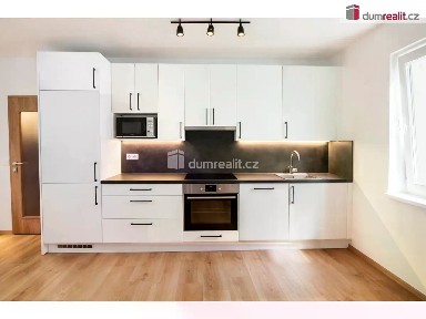 Pronájem bytu 1+kk 36 m² Klapálkova, Praha - Chodov