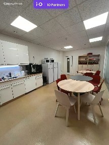 Pronájem kanceláře 1251 m² Dělnická, Praha - Holešovice