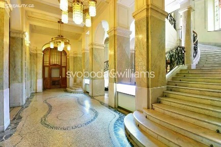 Pronájem kanceláře 538 m² Spálená, Praha - Nové Město