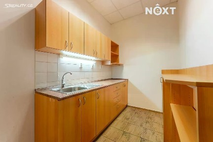 Pronájem kanceláře 175 m² Vídeňská, Vestec