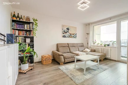 Prodej bytu 3+1 68 m² Dolnojirčanská, Praha - Kamýk
