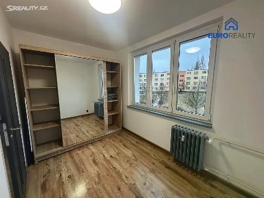Pronájem bytu 2+kk 38 m² Dvořákova, Karlovy Vary - Stará Role