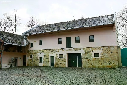 Pronájem výrobní haly, prostoru 98 m² Albrechtice