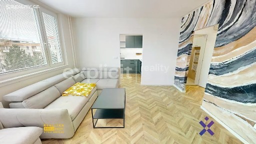 Pronájem bytu 2+1 45 m² Podlesí III, Zlín
