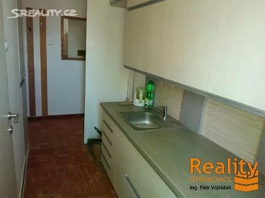 Pronájem bytu 3+kk 55 m² Havlíčkova, Otrokovice