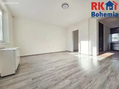 Prodej bytu 3+1 79 m² Pátek