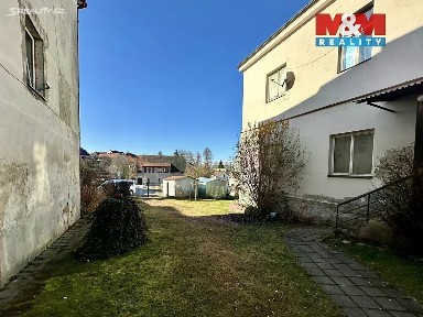 Prodej činžovního domu 597 m²
