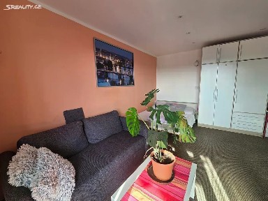 Pronájem bytu 2+1 50 m² Praha