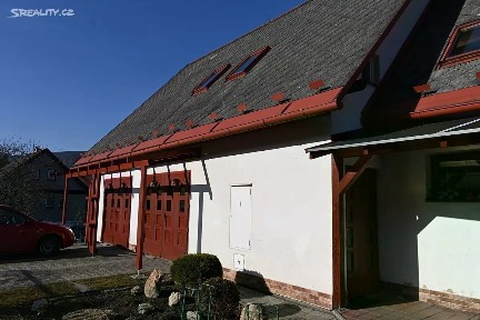 Prodej rodinného domu 194 m², pozemek 1508 m²