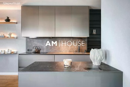 Prodej bytu 3+kk 96 m² Hodonínská, Praha - Michle