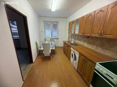 Pronájem bytu 1+1 43 m² Radniční, Hodonín