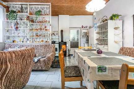 Prodej vícegeneračního domu 365 m², pozemek 640 m² Úsobí