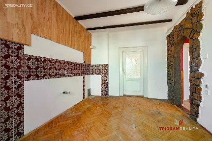 Prodej bytu 3+kk 77 m² Sadovská, Hradec Králové