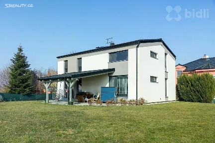 Prodej rodinného domu 178 m², pozemek 997 m²