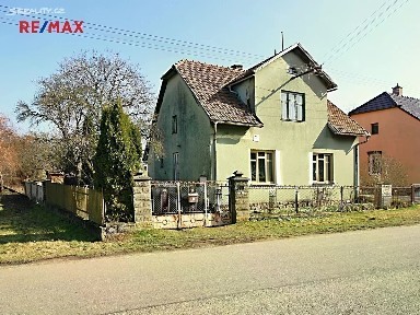 Prodej rodinného domu 89 m², pozemek 2782 m²