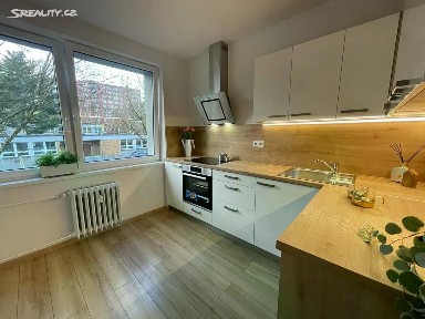 Pronájem bytu 1+1 36 m² Staňkova, Ostrava - Výškovice