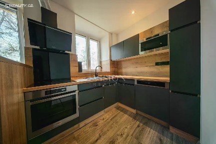 Prodej vícegeneračního domu 285 m², pozemek 339 m² nám. 9. května, Ondřejov