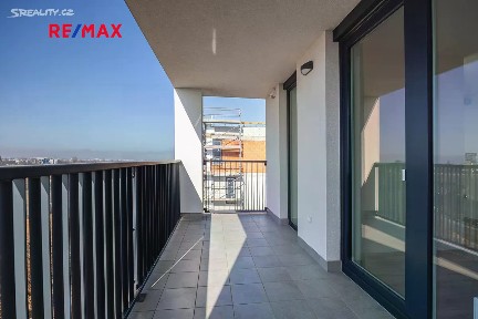 Prodej bytu 1+kk 30 m² Stočesova, Praha - Ruzyně