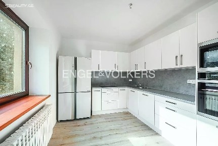 Pronájem bytu 3+kk 123 m² Pod hájovnou, Praha - Nebušice