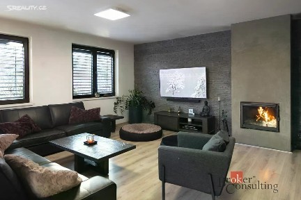 Prodej rodinného domu 280 m², pozemek 981 m² Na Viničkách, Hýskov