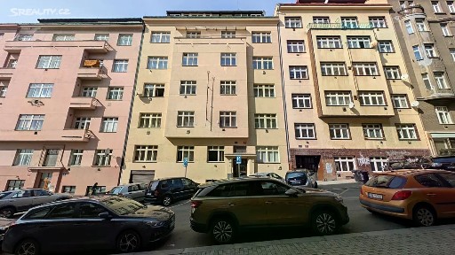 Prodej bytu 1+kk 24 m² Slovinská, Praha - Vršovice