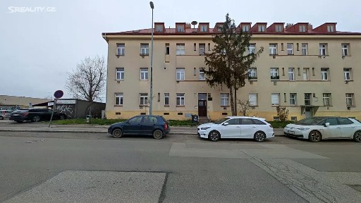 Prodej bytu 2+1 46 m² Nad Vršovskou horou, Praha - Michle