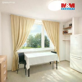 Prodej bytu 1+1 32 m² Dobratická, Praha - Letňany