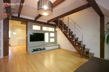 Pronájem bytu 4+1 118 m² Mexická, Praha - Vršovice