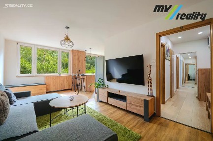 Prodej bytu 3+kk 60 m² Pod strání, Praha - Strašnice