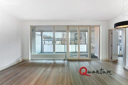 Prodej bytu 4+kk 96 m² Mezilehlá, Praha - Hrdlořezy