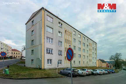 Pronájem bytu 2+1 53 m² Obuvnická, Bochov