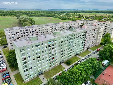 Prodej bytu 3+1 60 m² Jiřího Tomana, Pardubice - Polabiny