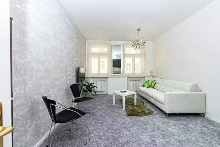 Pronájem bytu 1+kk 30 m² Záhřebská, Praha - Vinohrady