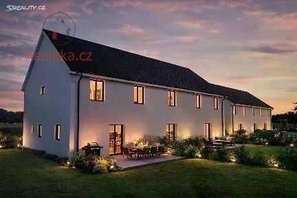 Prodej bytu 5+kk 120 m² Střemy