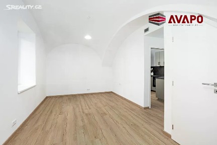 Pronájem bytu 2+1 65 m² náměstí Svaté Trojice, Opava - Předměstí
