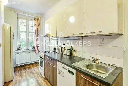 Pronájem bytu 4+kk 98 m² Bubenská, Praha - Holešovice
