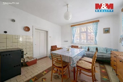 Prodej rodinného domu 240 m², pozemek 935 m² Bystré
