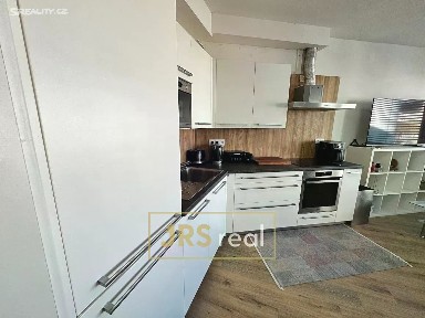 Pronájem bytu 1+kk 45 m² Brno - Brno-Komín